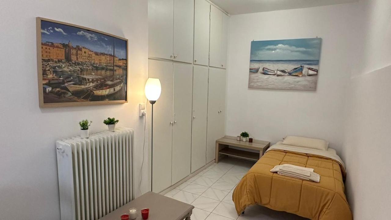 La Vita Apartments-Near Airport & Sea 아르테미다 외부 사진