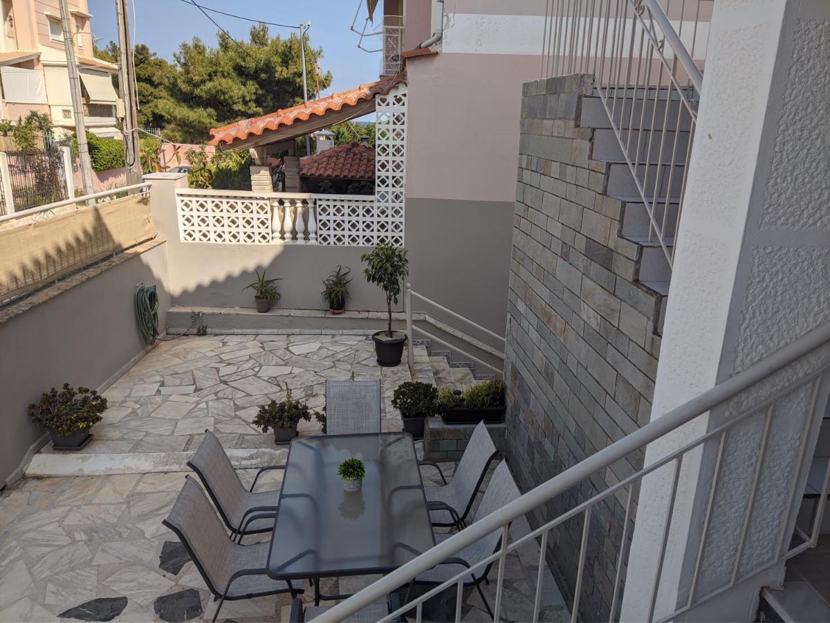 La Vita Apartments-Near Airport & Sea 아르테미다 외부 사진