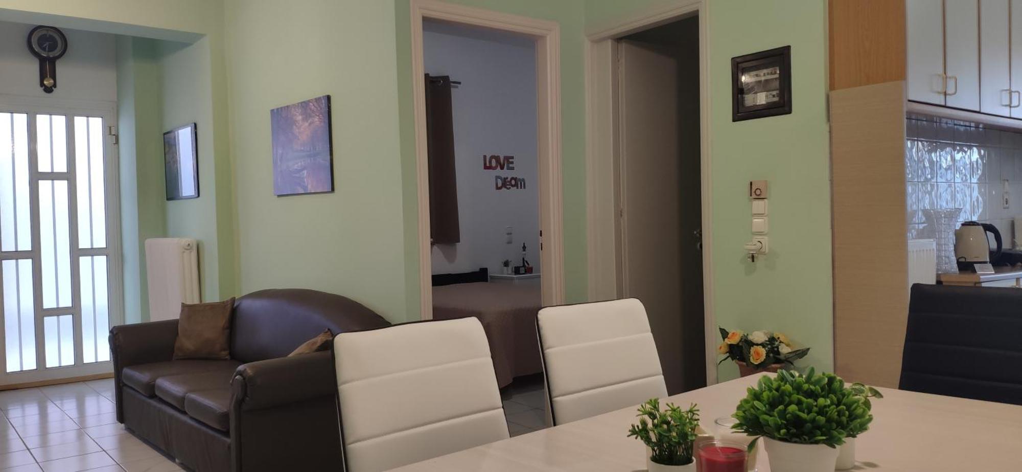 La Vita Apartments-Near Airport & Sea 아르테미다 객실 사진